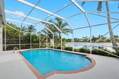 646 Heritage Drive Weston FL 33326
