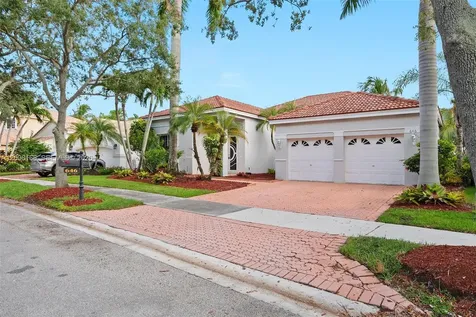 646 Heritage Drive Weston FL 33326