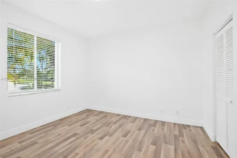 646 Heritage Drive Weston FL 33326