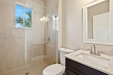 646 Heritage Drive Weston FL 33326