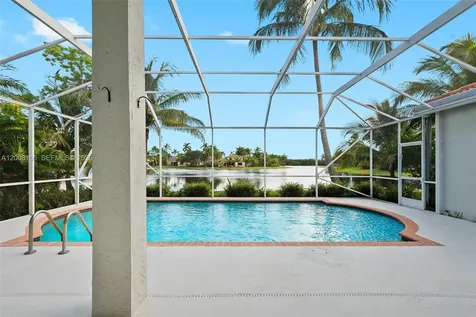 646 Heritage Drive Weston FL 33326