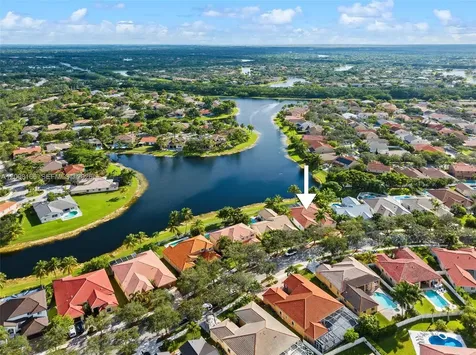 646 Heritage Drive Weston FL 33326