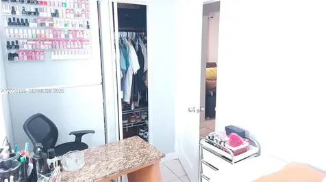 3087 SW 5th Street Miami FL 33135