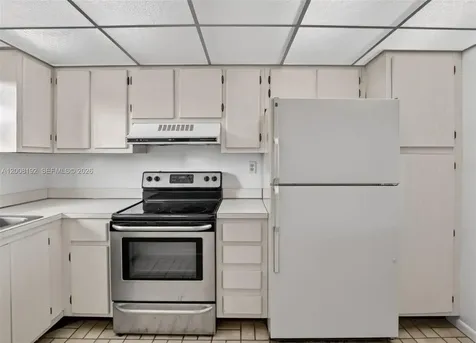 3300 W Rolling Hills Circle Davie FL 33328
