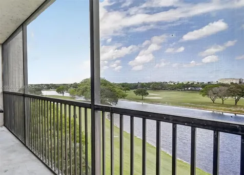 3300 W Rolling Hills Circle Davie FL 33328