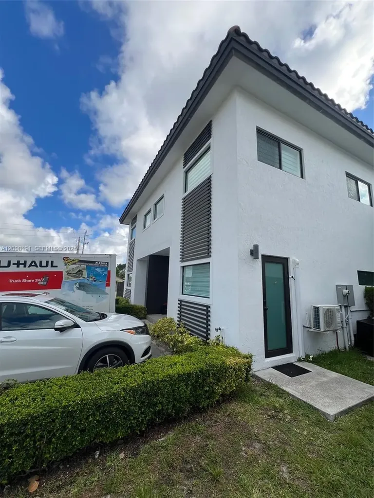 20007 SW 122nd Court Miami FL 33177