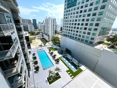 690 SW 1st Court Miami FL 33130