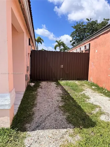 14350 SW 175th Street Miami FL 33177