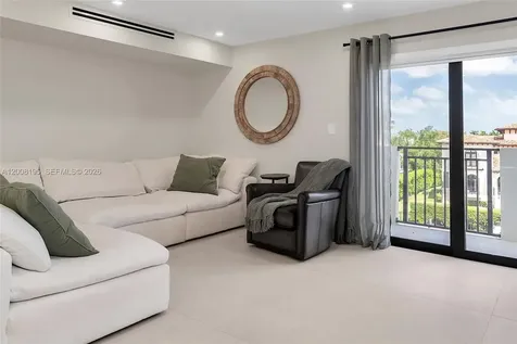 6901 Edgewater Drive Coral Gables FL 33133