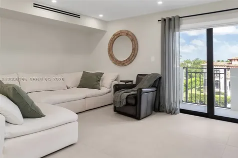 6901 Edgewater Drive Coral Gables FL 33133