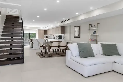 6901 Edgewater Drive Coral Gables FL 33133