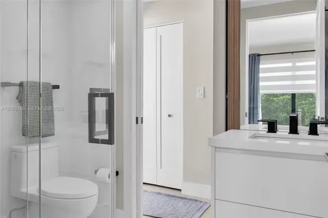 6901 Edgewater Drive Coral Gables FL 33133