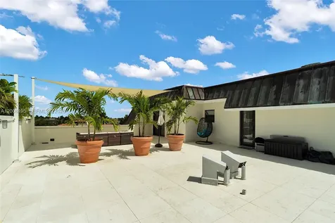 6901 Edgewater Drive Coral Gables FL 33133