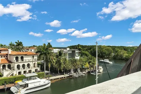 6901 Edgewater Drive Coral Gables FL 33133