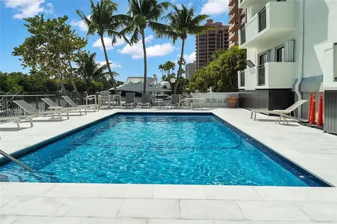 6901 Edgewater Drive Coral Gables FL 33133