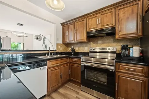 3951 Adra Avenue Doral FL 33178
