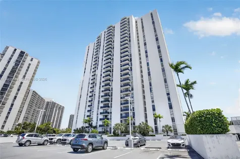 3675 N Country Club Drive Aventura FL 33180