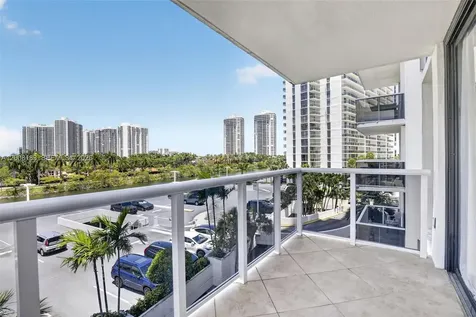 3675 N Country Club Drive Aventura FL 33180