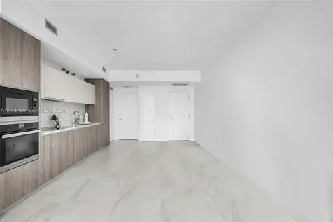 2900 NE 7th Avenue Miami FL 33137