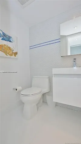 100 Bayview Drive Sunny Isles Beach FL 33160
