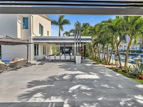307 Holiday Drive Hallandale Beach FL 33009