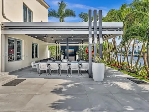 307 Holiday Drive Hallandale Beach FL 33009