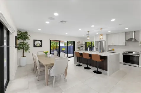 9171 NW 13th Street Plantation FL 33322