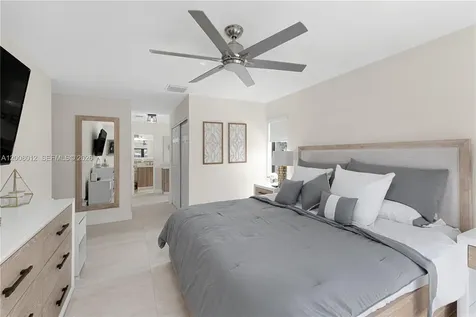 9171 NW 13th Street Plantation FL 33322