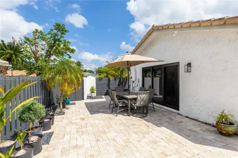9171 NW 13th Street Plantation FL 33322
