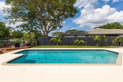 9171 NW 13th Street Plantation FL 33322