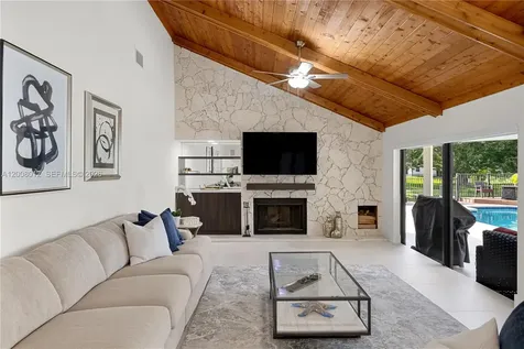 9171 NW 13th Street Plantation FL 33322
