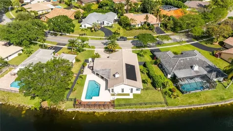 9171 NW 13th Street Plantation FL 33322