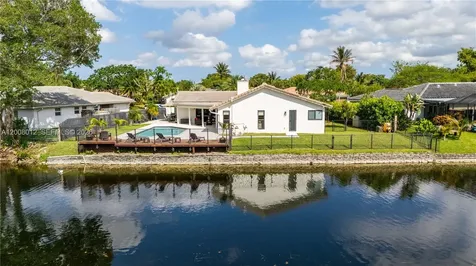 9171 NW 13th Street Plantation FL 33322
