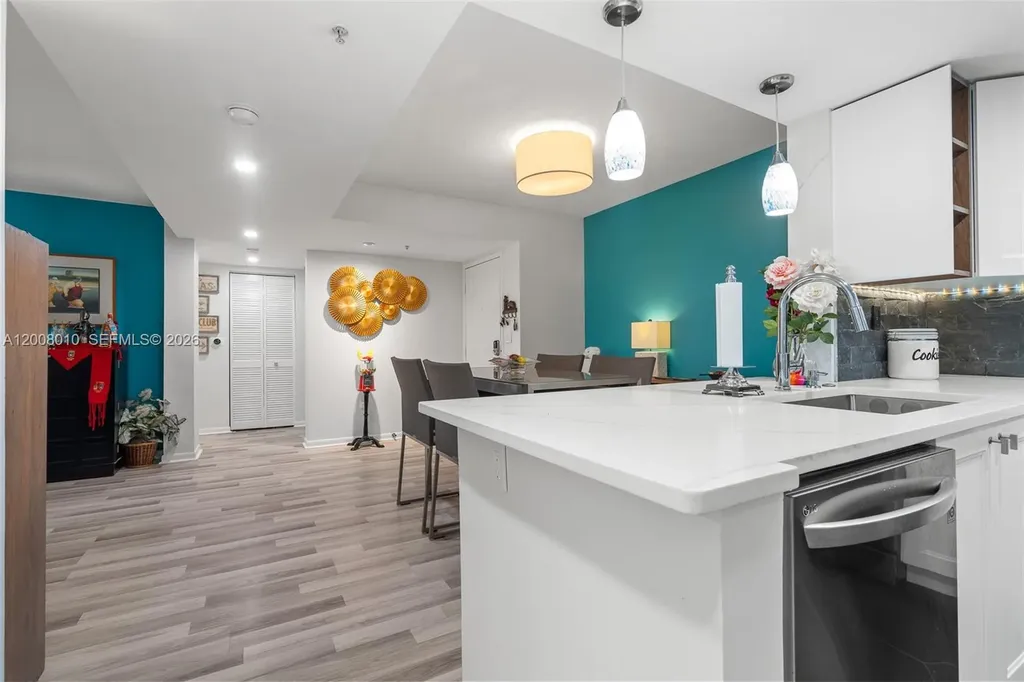 520 SE 5th Avenue Fort Lauderdale FL 33301