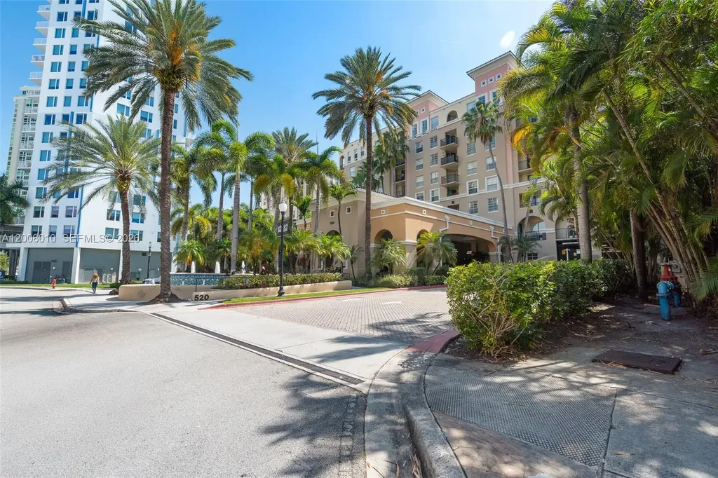 520 SE 5th Avenue Fort Lauderdale FL 33301