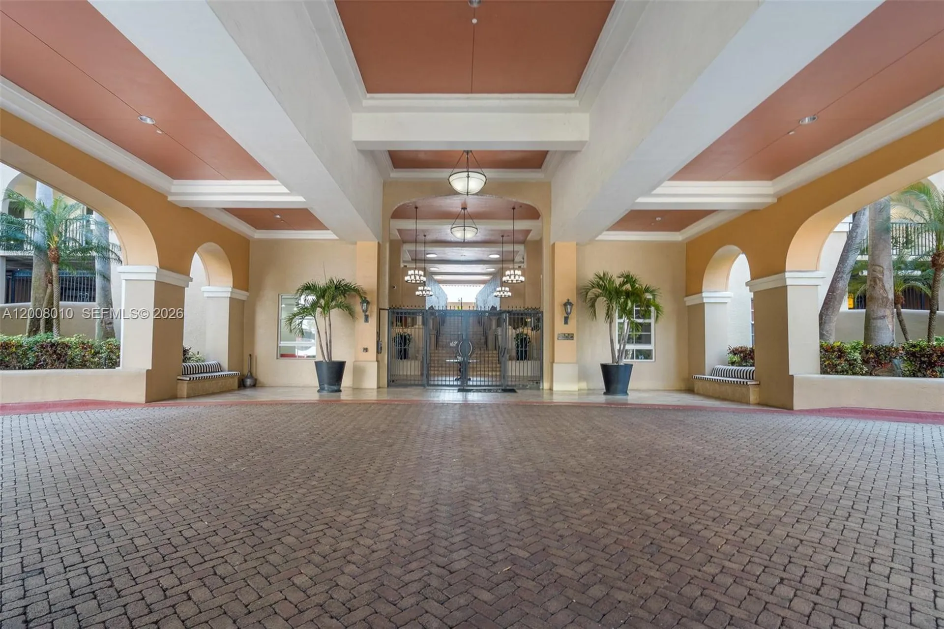 520 SE 5th Avenue Fort Lauderdale FL 33301