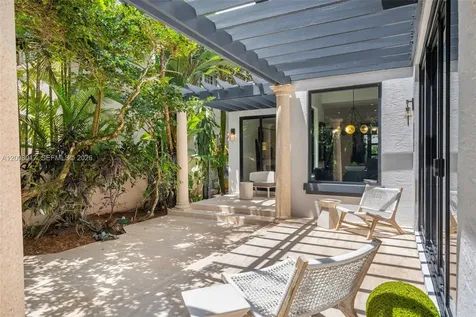 7291 SW 47th Court Miami FL 33143