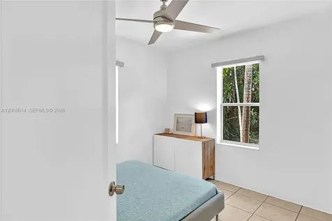 1220 NE 128th Street North Miami FL 33161