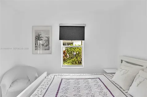 1220 NE 128th Street North Miami FL 33161