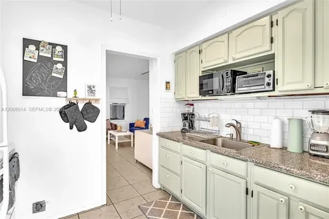 1220 NE 128th Street North Miami FL 33161