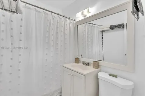 1220 NE 128th Street North Miami FL 33161