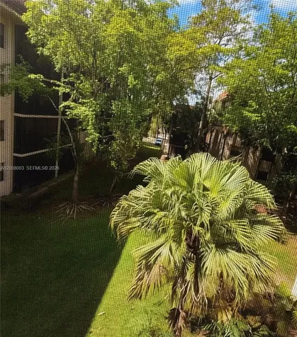511 Ives Dairy Road Miami FL 33179
