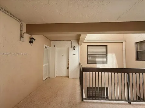 511 Ives Dairy Road Miami FL 33179