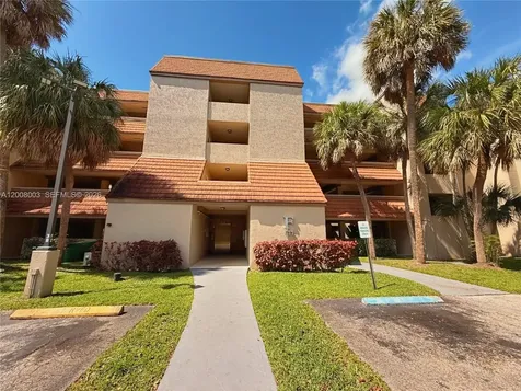 511 Ives Dairy Road Miami FL 33179