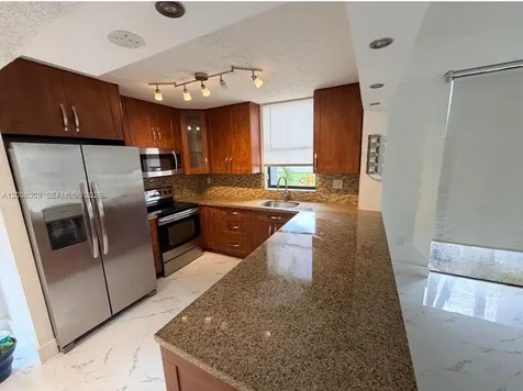 18000 NW 68th Avenue Hialeah FL 33015