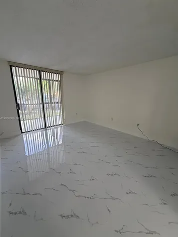 18000 NW 68th Avenue Hialeah FL 33015