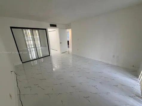 18000 NW 68th Avenue Hialeah FL 33015