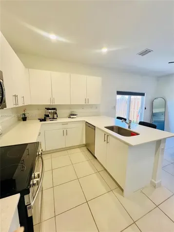 2562 SE 29th Street Homestead FL 33035