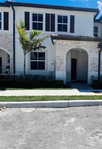 2562 SE 29th Street Homestead FL 33035