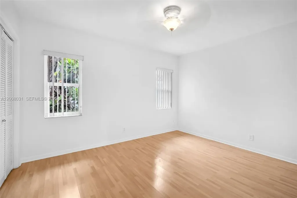 3441 N Hills Drive Hollywood FL 33021